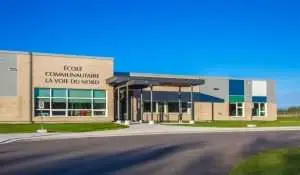 École communautaire La Voie du Nord - Front Entrance