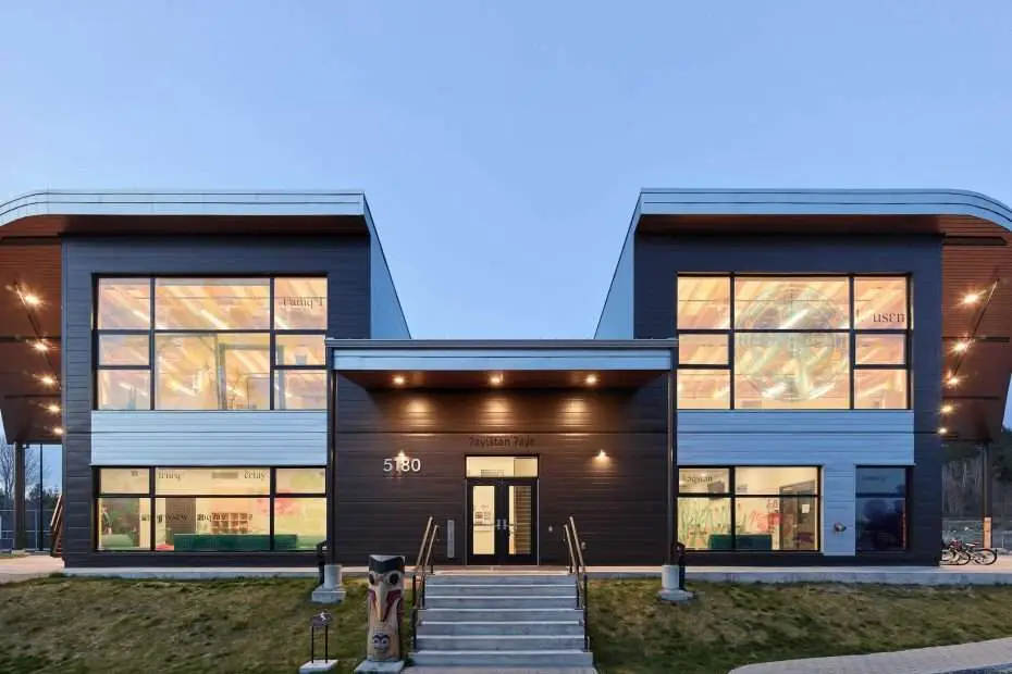 Energy-efficient custom windows in youth centre on BC’s Sunshine Coast